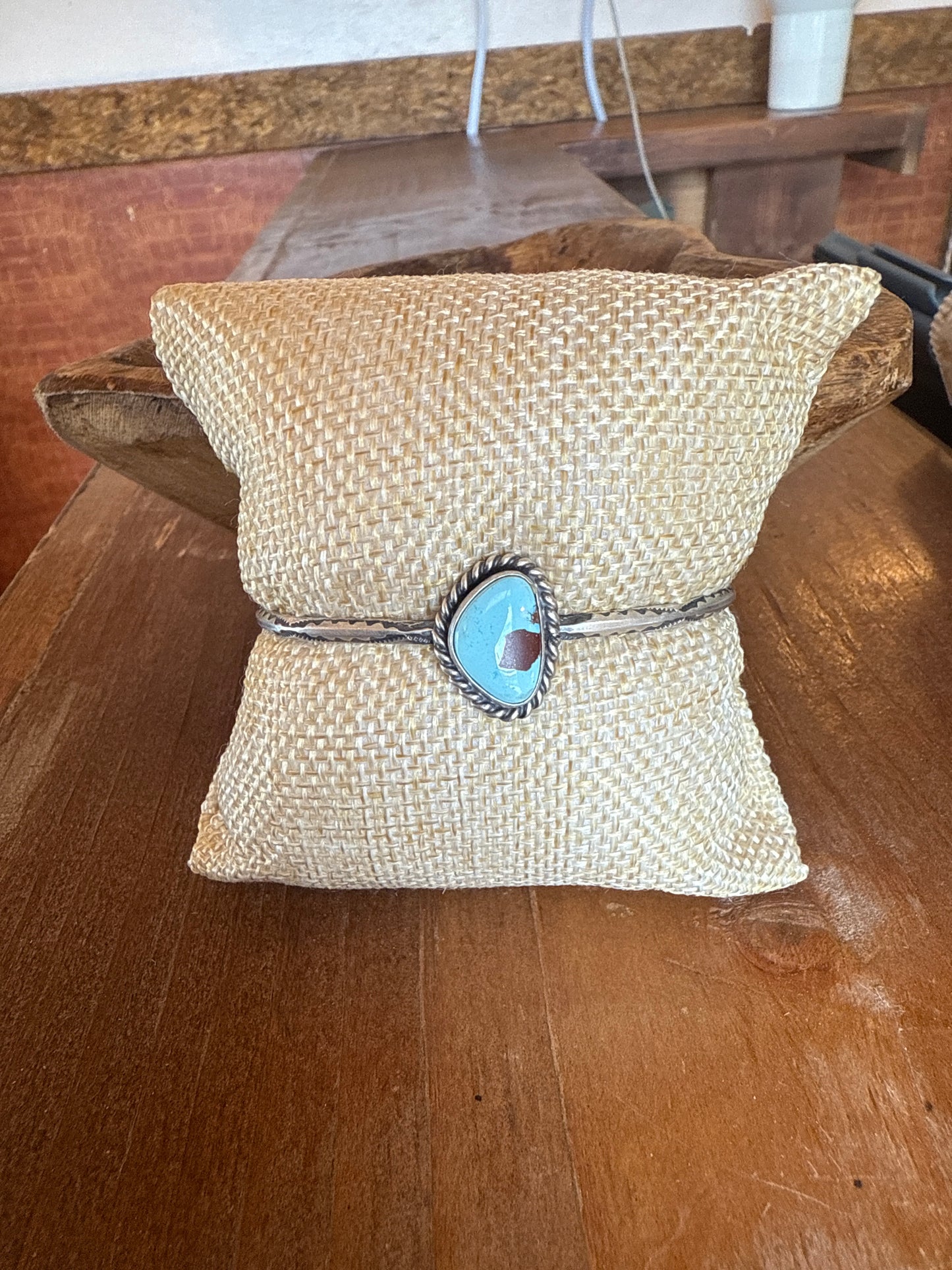 Donovan Skeets Cuff 001