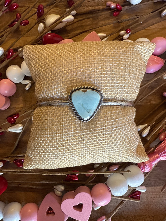 Donovan Skeets Cuff 002