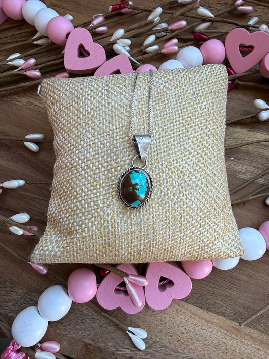 Round Kingman Pendant